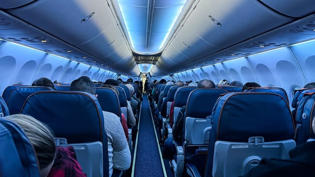 Mystery Wi-Fi network aboard flight raises ‘unusual’ alarm about travelers’ information