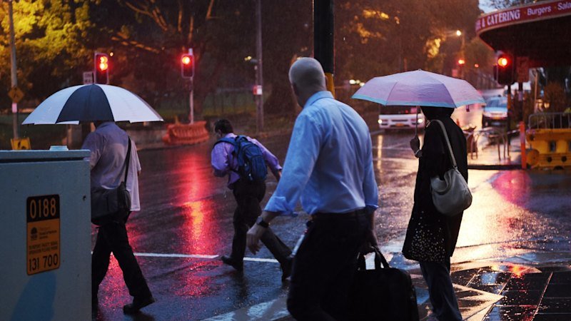Perth told to brace for storm, heavy rains