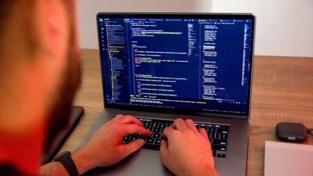 Brazen social media fraud schemes wreak havoc as Trump official issues stark warning for ‘fraudfluencers’