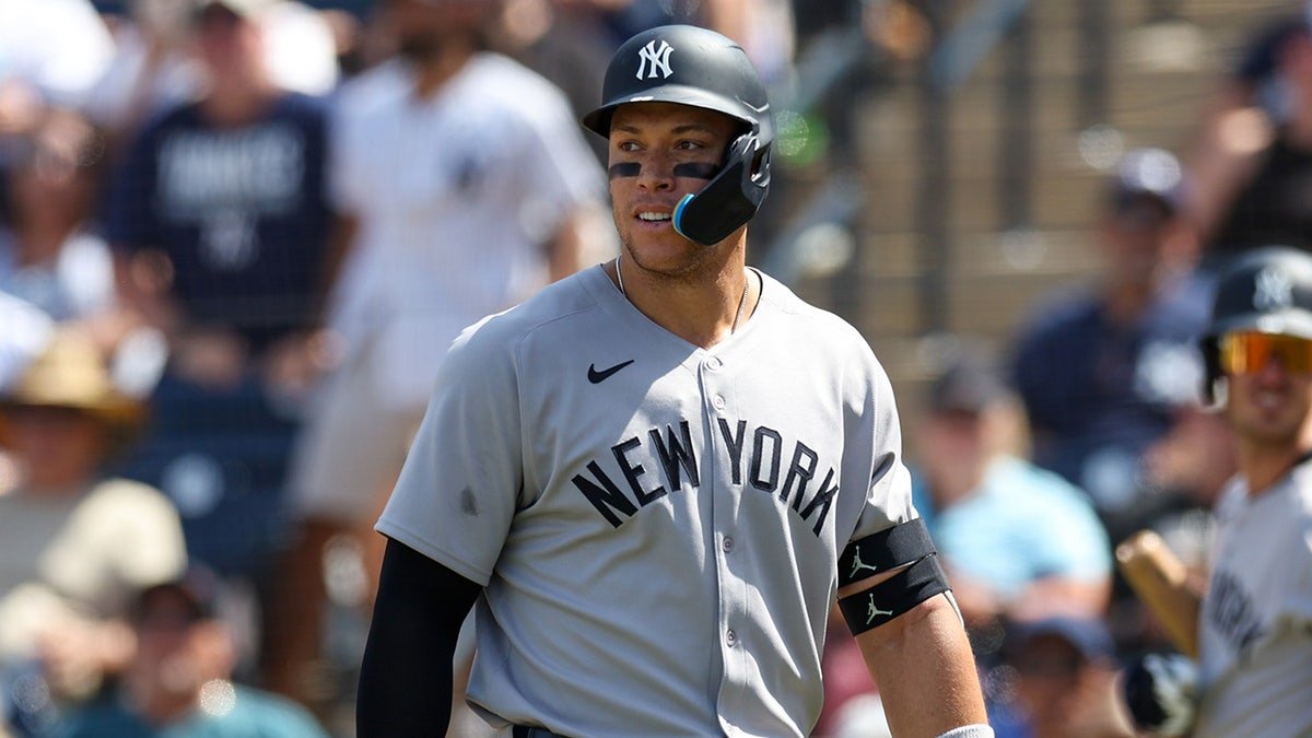 Aaron Judge looks on field