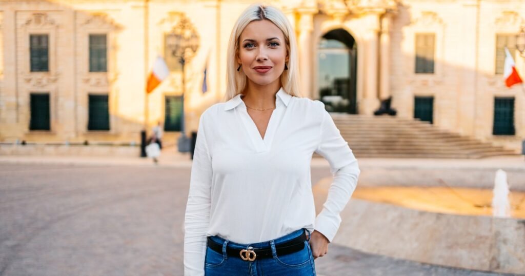17 Tummy-Hiding Blouses That Make You Look Instantly Polished — Starting at 