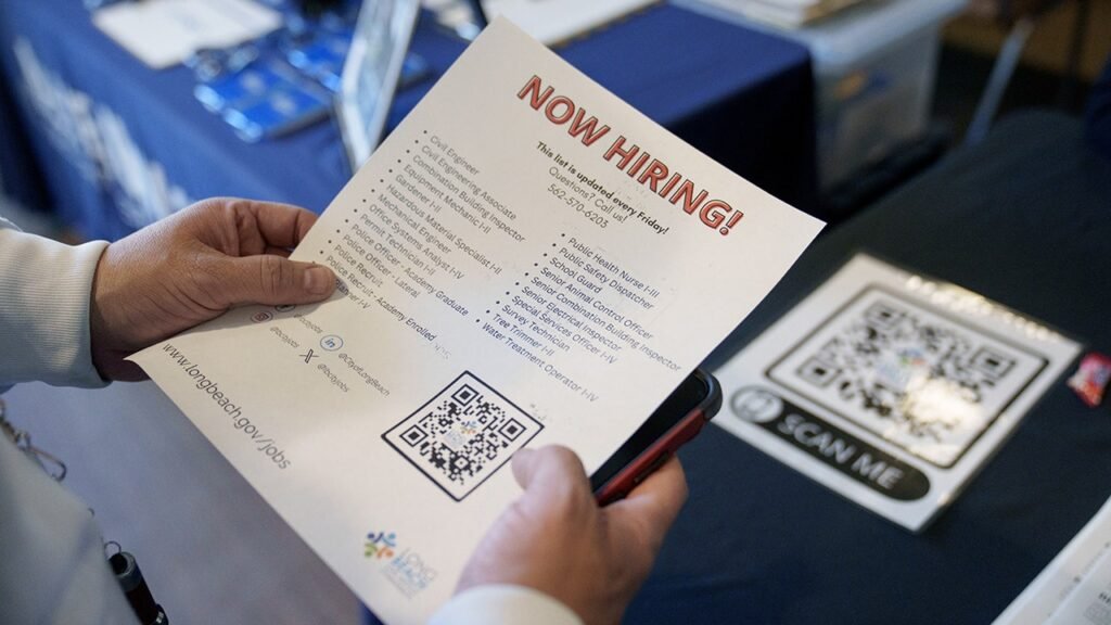 Private sector added 62K jobs in April, well below expectations, ADP says