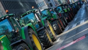 What's behind farmers' protests returning to the streets of Brussels?