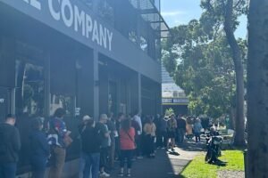 Melbourne CBD and inner suburb polling booth locations hit by enormous lines on election day