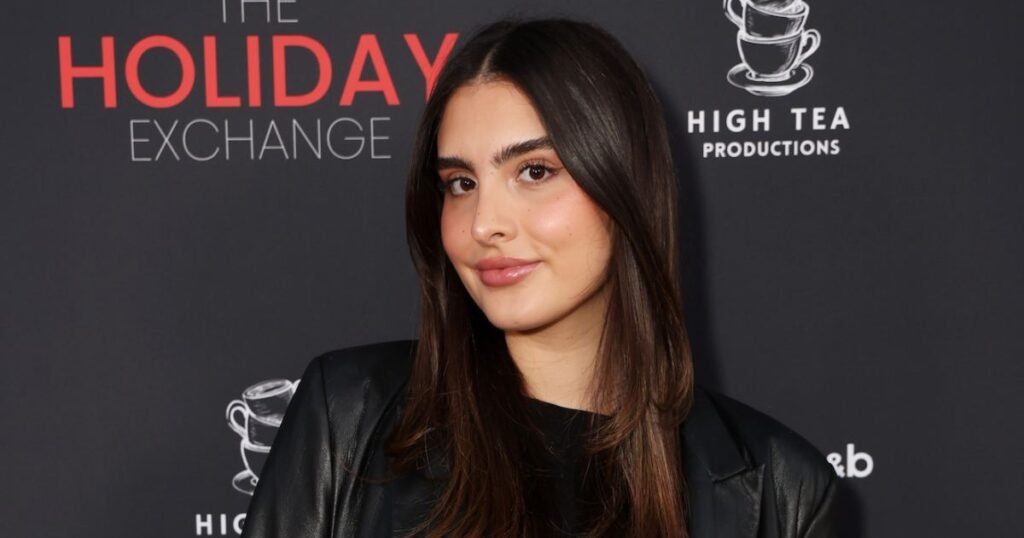 Kyle Richards’ Daughter Sophia Umansky Shares ‘Dramatic Hair Loss,’ Claims She’s Going to ‘Be Bald’