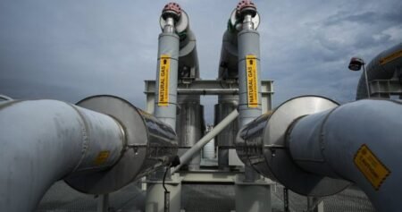 New report casts doubt on potential revival of Quebec LNG project