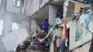 Russia’s missile and drone strike on Kyiv kills six and injures 52