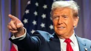 Trump champions EU trade deal, as French PM slams it a ‘submission,’ others balk