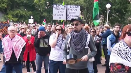 Police to block Sydney Harbour Bridge pro-Palestine protest