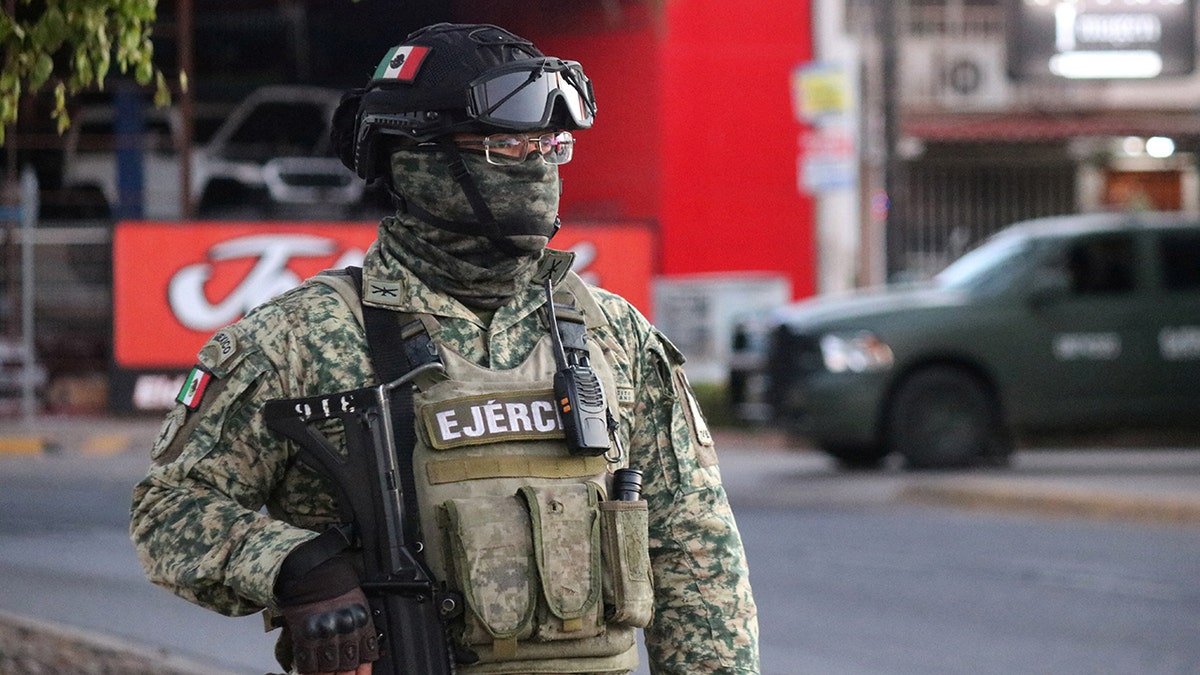 Mexican authorities detain members of a faction of the Sinaloa Cartel during an operation in Culiacan