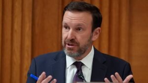 Sen Chris Murphy lambastes Red Sox owner as Fenway Park concession workers strike: ‘It stinks’