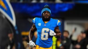 Denzel Perryman’s arrest on felony gun charges could shake up Chargers’ defensive plans