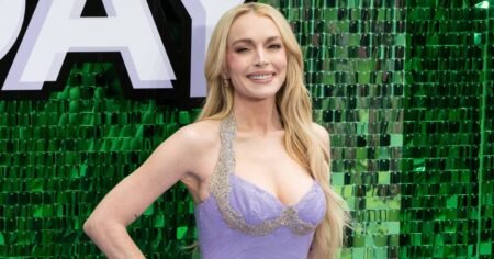 This  Shoulder Bag Looks Nearly Identical to Lindsay Lohan’s ,500 Bottega One
