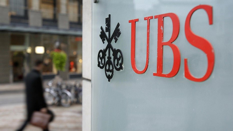 UBS logo