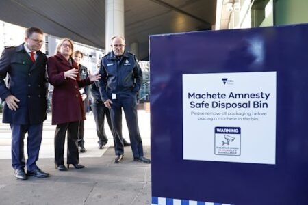 Big rise in crime fuelled by thefts across Melbourne, retail crime, family violence; Police aim for 5% reduction