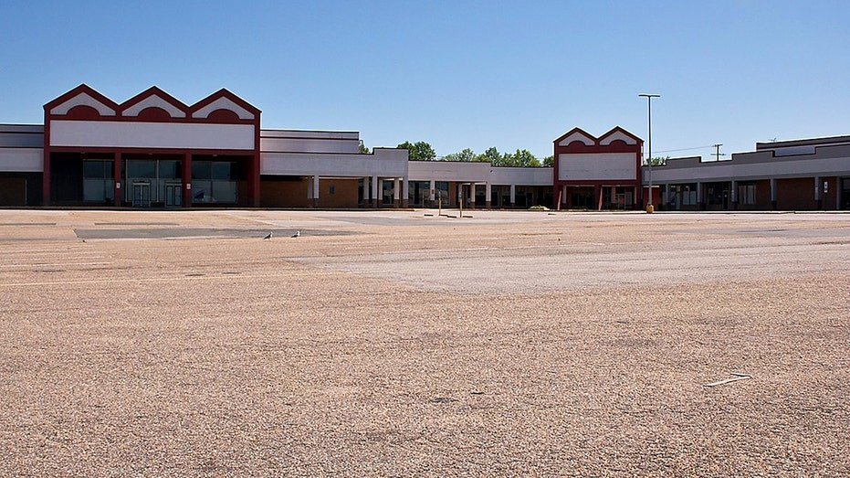 Vacant shopping mall in Woodbridge. Virginia.