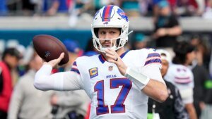 Bills’ Josh Allen addresses viral photo of wife Hailee Steinfeld wearing Broncos gear