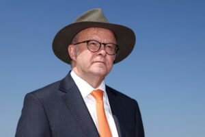 Ley holds on to leadership as rivals fail to reach agreement on who should challenge; Trump asks Putin to temporarily halt Kyiv bombing