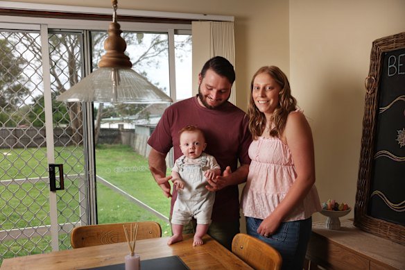 Jordan D’Arcy-Gay and Olivia Squires with baby Noah at their Bargo home.
