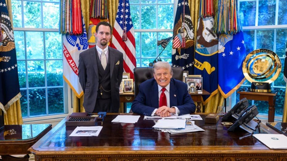 President Donald Trump and BLS nominee EJ Antoni in the Oval Office