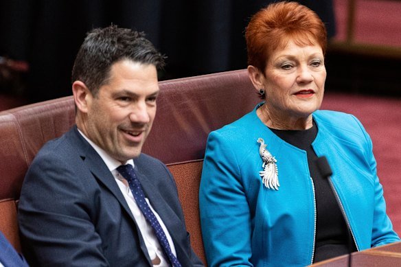 Alex Antic and Pauline Hanson sitting together in the Senate in 2022.