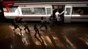 Train strike in Spain forces hundreds of cancellations