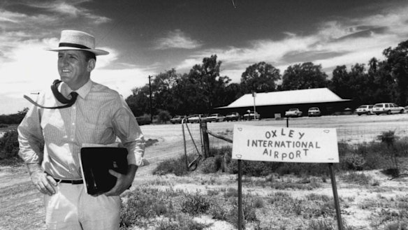 Tim Fischer, pictured in 1986, won the NSW seat of Farrer for the Nationals two years earlier after the Liberal contender for the seat flew to the Netherlands mid-campaign.