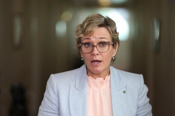 Bullock defends RBA as big four banks all pass on rate rise; Historic Australian defence properties to be sold off Bullock defends RBA as big four banks all pass on rate rise; Historic Australian defence properties to be sold off