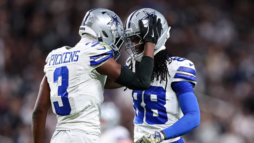 CeeDee Lamb, Michael Irvin want big bucks to go to this Cowboys star: ‘Let’s make that happen’