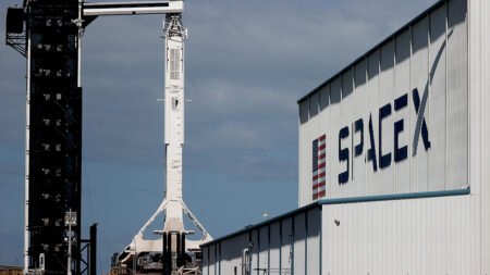 NLRB dismisses SpaceX case over fired engineers, signals no future enforcement action: report