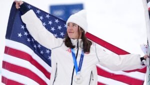 American Jaelin Kauf wins silver in women’s dual moguls final, earns second medal at Milan Cortina American Jaelin Kauf wins silver in women’s dual moguls final, earns second medal at Milan Cortina