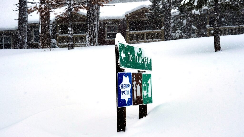 8 skiers found dead, 1 missing after massive Lake Tahoe avalanche