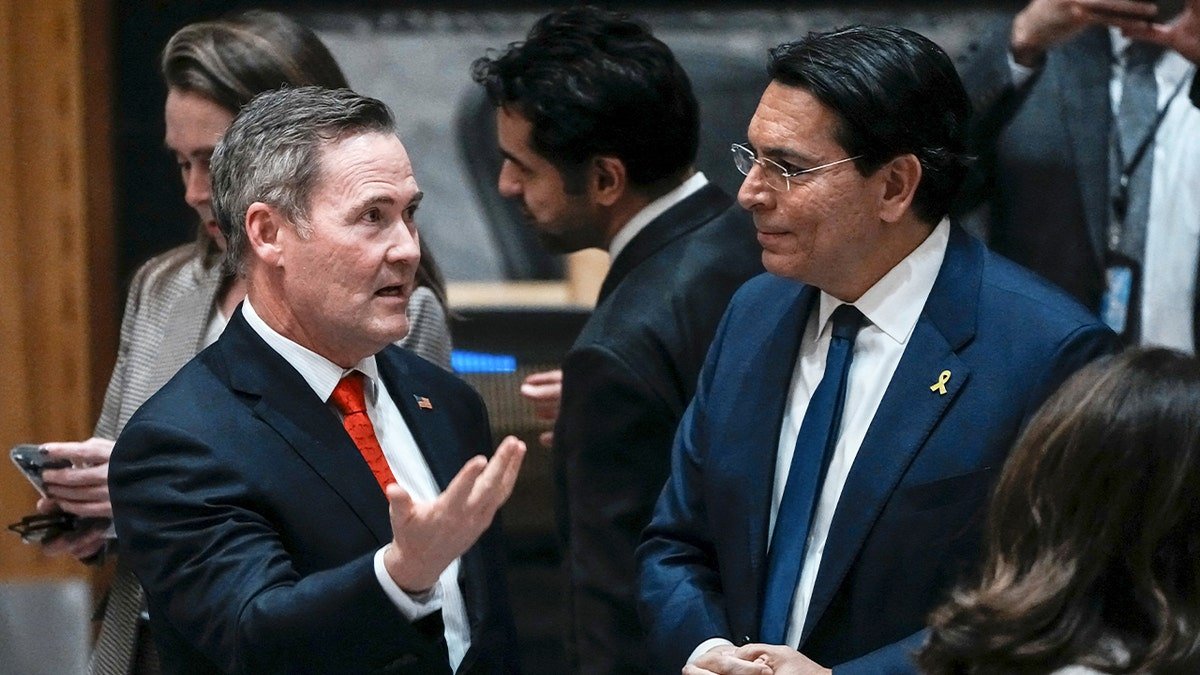 Mike Waltz speaks to Danny Danon