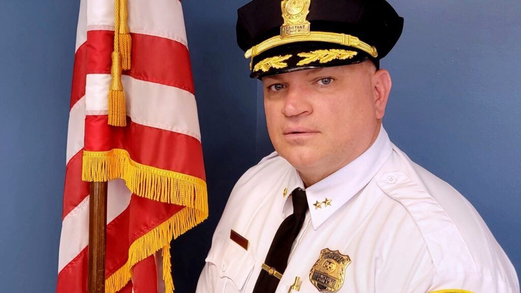Former Connecticut police chief arrested for allegedly stealing K in public funds