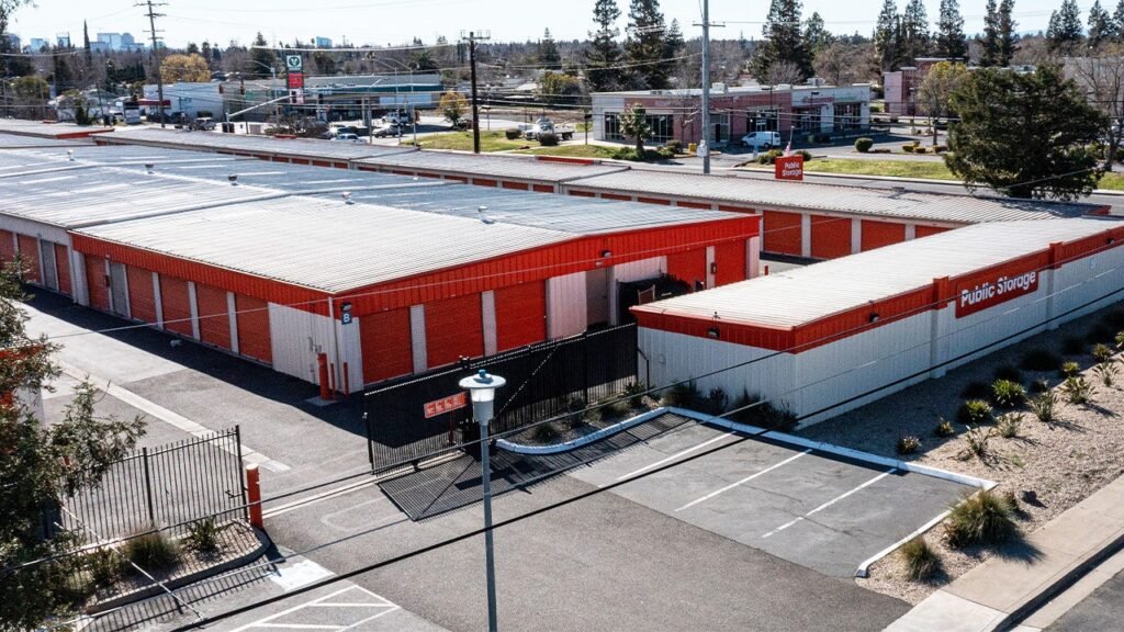 Public Storage relocates headquarters to Texas amid CEO transition, growth push Public Storage relocates headquarters to Texas amid CEO transition, growth push