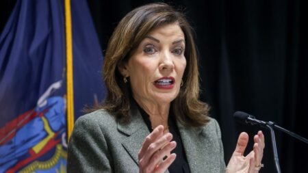 Hochul demands .5B refund for New Yorkers after Supreme Court strikes down Trump tariffs Hochul demands .5B refund for New Yorkers after Supreme Court strikes down Trump tariffs