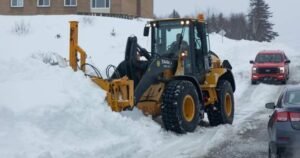 ‘No one deserves this’: Ontario snowplow operator attack sparks concern