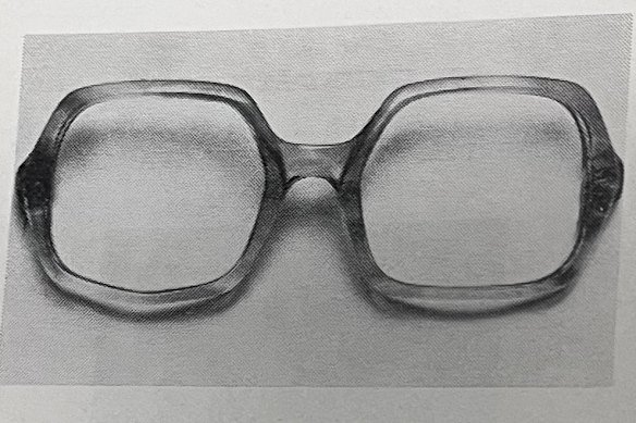 A pair of bifocals similar to the ones worn by Gwen on occassion.