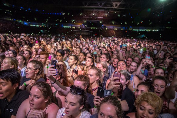 Ed Sheeran fans at a 2015 concert at Suncorp Stadium. The star will return to the stadium for three nights from Friday.