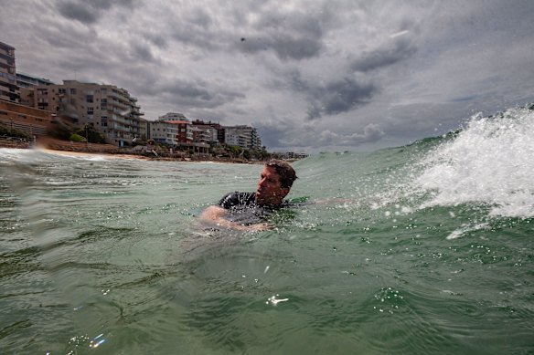 Keen ocean swimmer Andrew Camfield battled stage 3 melanoma after spending his youth at the beach.
