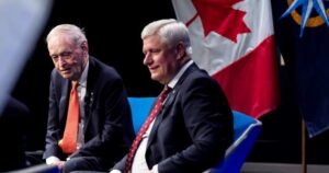 Harper and Chretien talk Alberta separatism, Canadian sovereignty in Ottawa