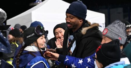 Olympic Snowboarder Chloe Kim and NFL Star Myles Garrett’s Complete Relationship Timeline Olympic Snowboarder Chloe Kim and NFL Star Myles Garrett’s Complete Relationship Timeline
