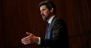 Independent judges a ‘hallmark of democracy:’ Fraser on Alta. threat