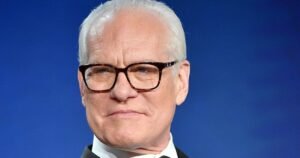 ‘Project Runway’ Star Tim Gunn Details ‘Awful’ Reason Behind His 43-Year Celibacy: ‘I Was Hyperventilating’ ‘Project Runway’ Star Tim Gunn Details ‘Awful’ Reason Behind His 43-Year Celibacy: ‘I Was Hyperventilating’