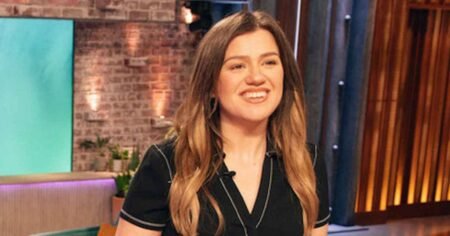 Kelly Clarkson Says Ending Her Talk Show After 7 Seasons Was ‘A Really Hard Thing’ 