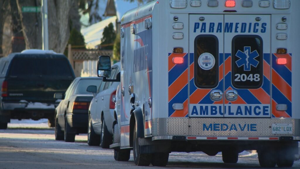 Saskatoon Paramedic Association votes 100% in favour of strike mandate