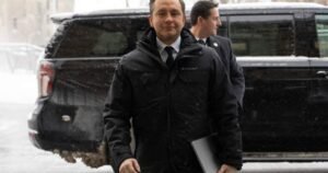 ‘Work with us,’ Poilievre says he told Carney in meeting