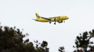 Spirit Airlines sells jets, recalls flight attendants amid bankruptcy