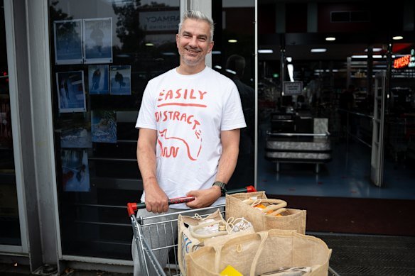 Local Steve Caddy said Leo’s had been a community hub. 