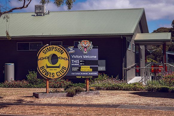 Mobile network failures are a common occurrence in Simpson. 